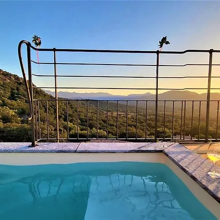2f Avec Piscine Privee, Vue Et Montagne * Belgodère